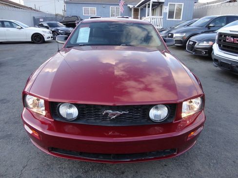 Used 2006 Ford Mustang GT Premium image 11