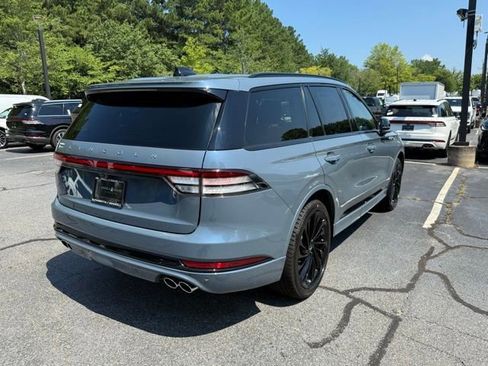 New 2025 Lincoln Aviator Reserve w/ Luxury Package image 17