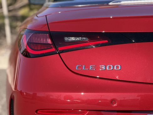 New 2026 Mercedes-Benz CLE 300 4MATIC Cabriolet image 11
