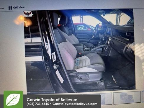 Used 2025 Toyota Tacoma TRD Off-Road image 16