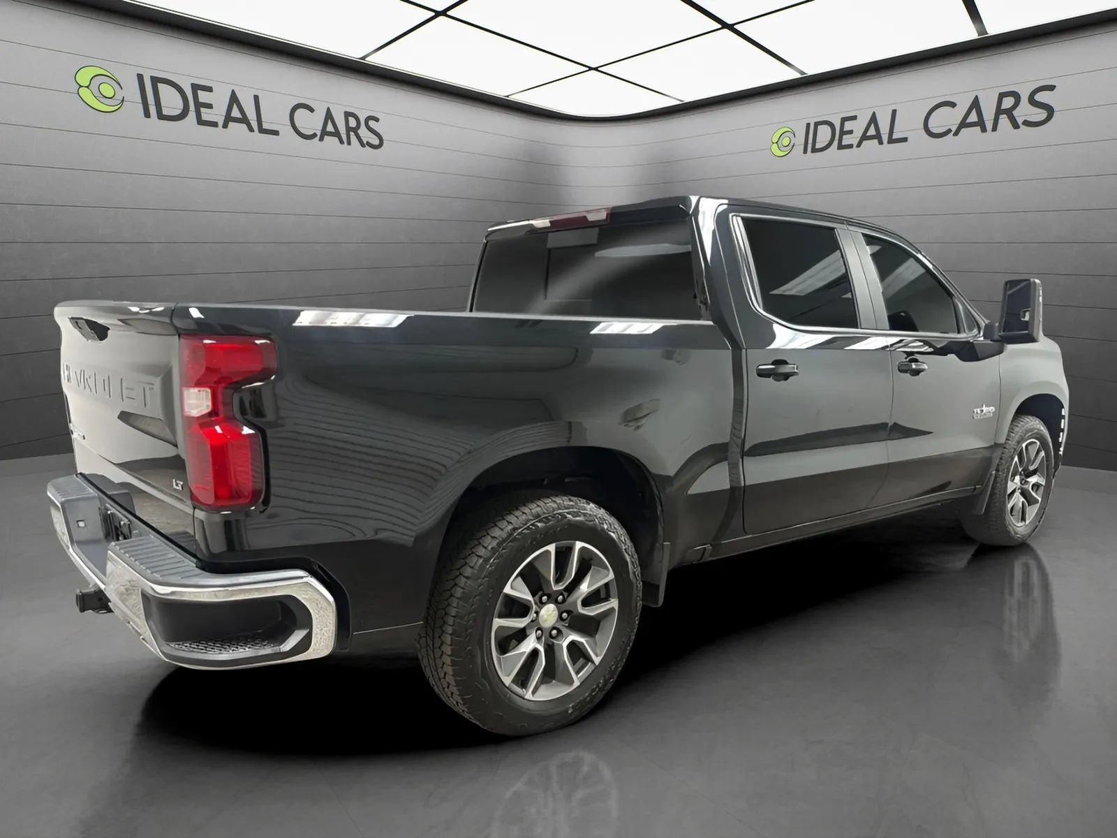 Used 2020 Chevrolet Silverado 1500 LT w/ Texas Edition AWD/4WD image 4