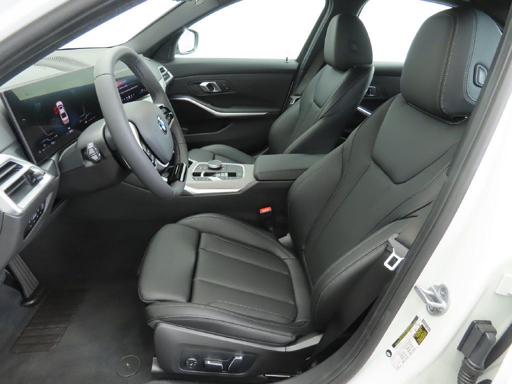 Used 2026 BMW 330i Sedan w/ Convenience Package RWD image 20