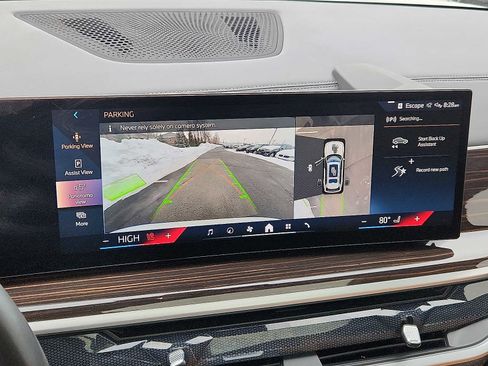 Certified 2024 BMW X7 xDrive40i w/ M Sport Package image 16