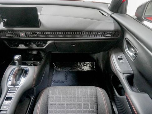 Certified 2026 Honda HR-V Sport image 28