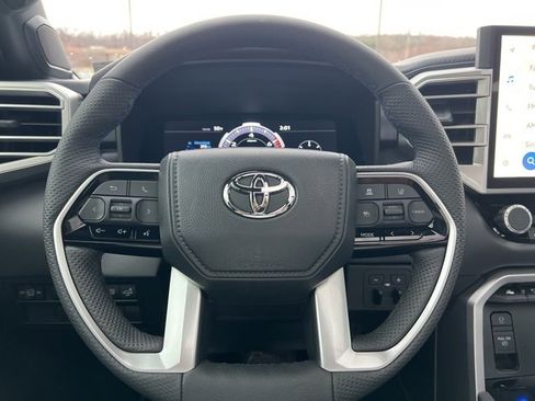 Used 2025 Toyota Tundra Platinum image 19