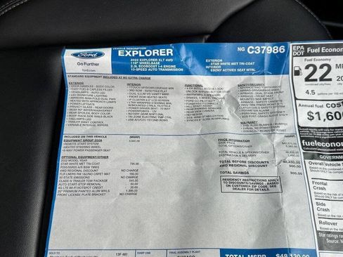 Used 2022 Ford Explorer XLT w/ Equipment Group 202A AWD/4WD image 34