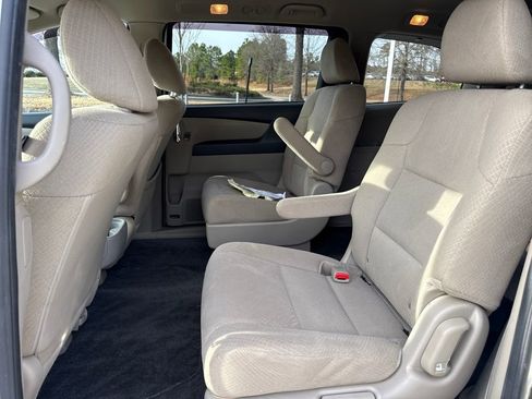 Used 2014 Honda Odyssey LX image 26
