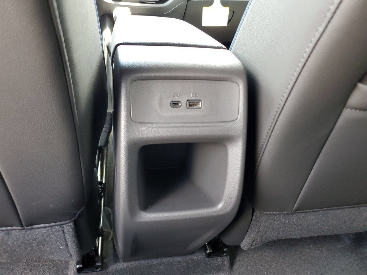 New 2026 Buick Envista Sport Touring w/ Convenience II Package FWD image 15