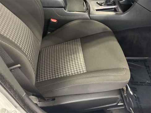 Certified 2022 Dodge Charger GT w/ Blacktop Package image 11