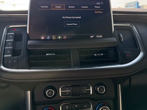 Used 2021 Chevrolet Tahoe Z71 w/ Z71 Off-Road Package image 27