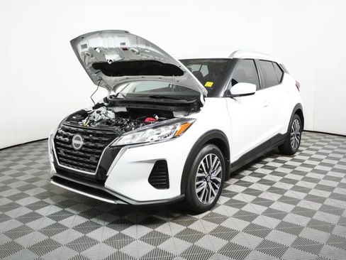 Used 2024 Nissan Kicks SV FWD image 10