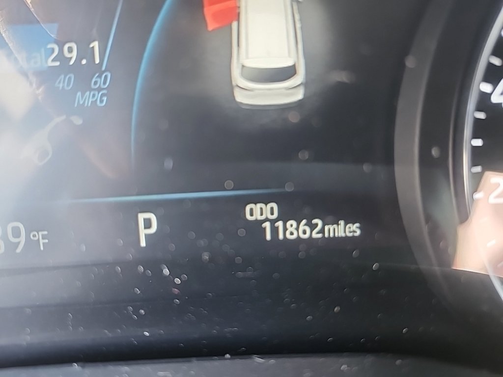 Used 2024 Toyota Sienna Platinum AWD/4WD image 2