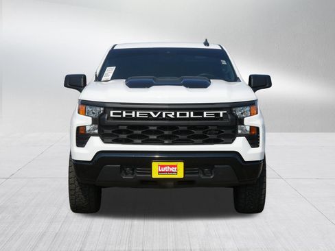 Used 2025 Chevrolet Silverado 1500 Custom Trail Boss w/ Turbomax Blackout Package AWD/4WD image 2