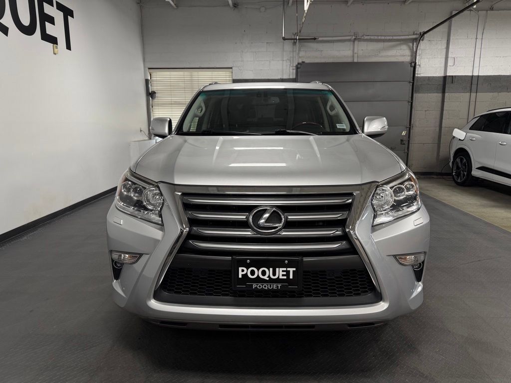 Used 2017 Lexus GX 460 Premium w/ Premium Package AWD/4WD image 3