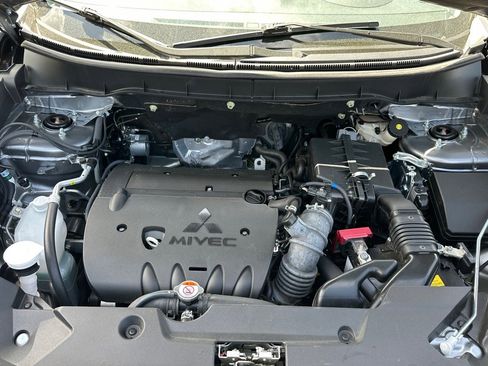 Used 2024 Mitsubishi Outlander Sport LE image 16