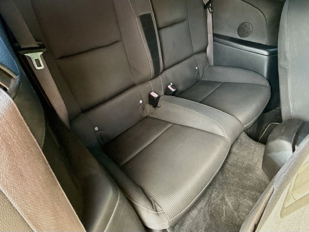Used 2015 Chevrolet Camaro LT RWD image 25