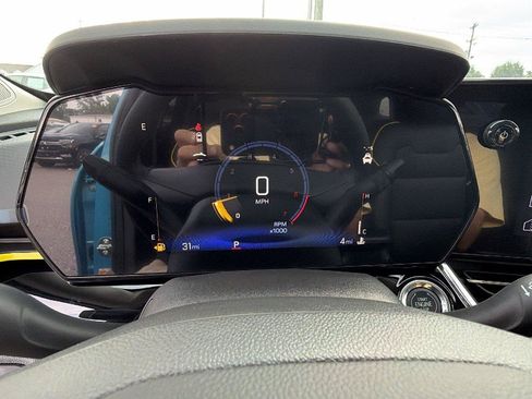 New 2026 Chevrolet Trax ACTIV w/ Sunroof Package FWD image 24