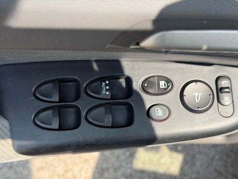 Used 2011 Honda Civic LX image 11