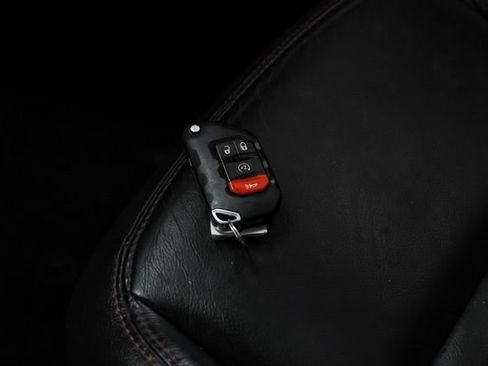 Used 2019 Jeep Wrangler Unlimited Rubicon AWD/4WD image 68