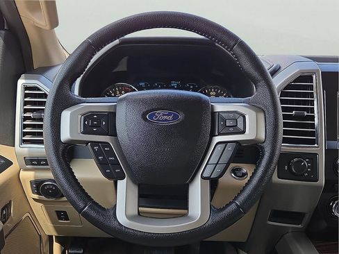 Used 2015 Ford F150 Lariat w/ Equipment Group 501A Mid AWD/4WD image 14