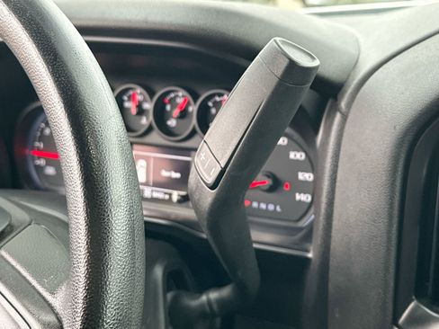 Used 2020 Chevrolet Silverado 1500 Custom w/ Custom Max Trailering Package image 19