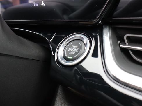 New 2026 Chevrolet Trax RS w/ Sunroof Package image 15