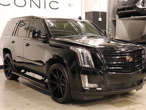 Used 2015 Cadillac Escalade Platinum image 6