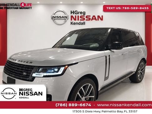 Used 2024 Land Rover Range Rover SE AWD/4WD image 1