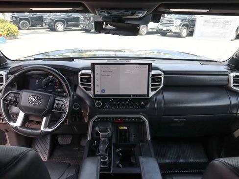 Used 2022 Toyota Tundra Platinum w/ Advanced Package AWD/4WD image 28