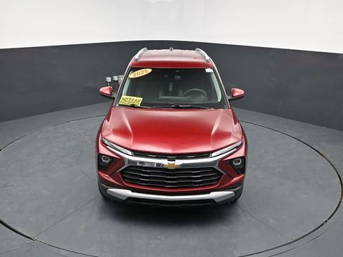 Used 2025 Chevrolet TrailBlazer LT w/ Driver Confidence Package AWD/4WD image 37