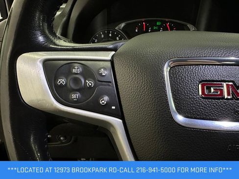 Used 2021 GMC Terrain SLT w/ Infotainment Package II FWD image 11