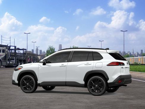 New 2026 Toyota Corolla Cross XSE image 5