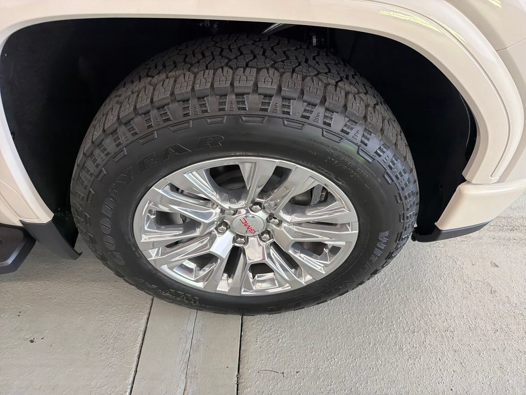 New 2026 GMC Sierra 1500 Denali AWD/4WD image 4