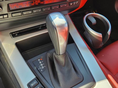 Used 2009 BMW Z4 sDrive30i RWD image 18