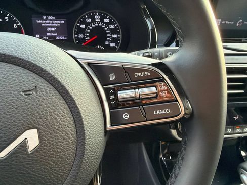 Certified 2023 Kia Seltos S FWD image 17