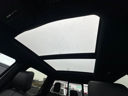 New 2025 Ford F150 Platinum w/ Equipment Group 702A High image 90