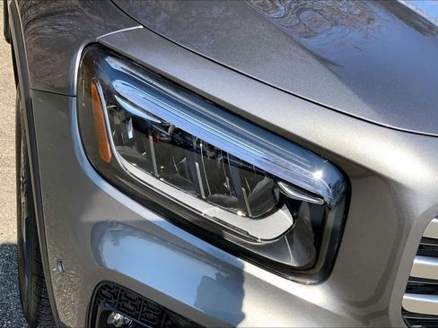 New 2026 Mercedes-Benz GLB 250 4MATIC image 17