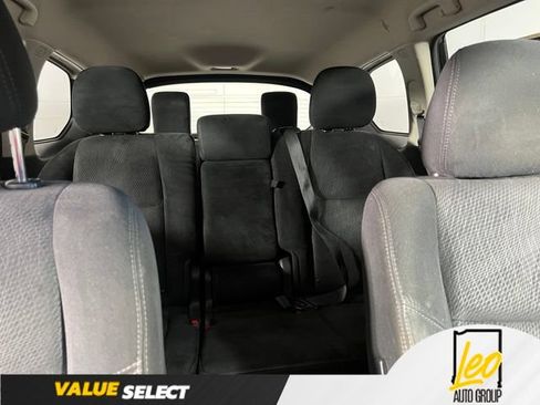 Used 2015 Nissan Pathfinder S AWD/4WD image 18