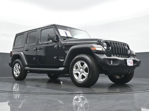 Used 2021 Jeep Wrangler Unlimited Sport image 24