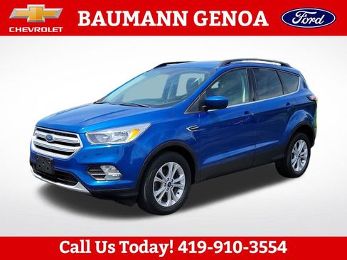 Used 2018 Ford Escape SE FWD image 1