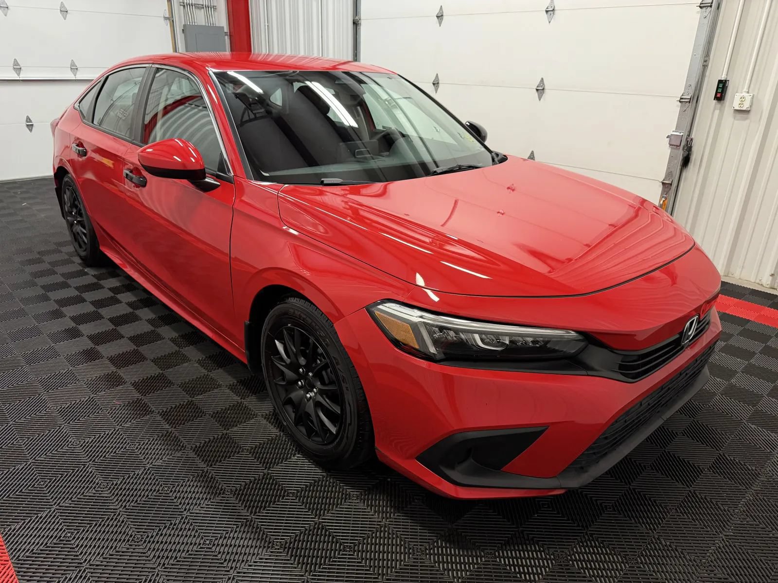 Used 2023 Honda Civic LX image 5