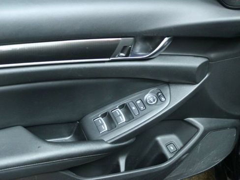 Used 2021 Honda Accord Sport Special Edition image 12