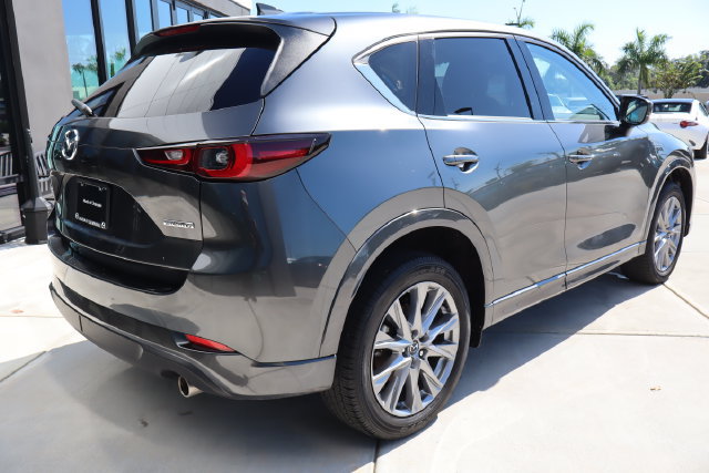 Used 2024 MAZDA CX-5 AWD 2.5 S w/ Premium Plus Pkg image 3
