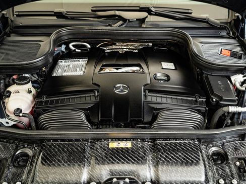 Certified 2024 Mercedes-Benz GLS 580 4MATIC image 38