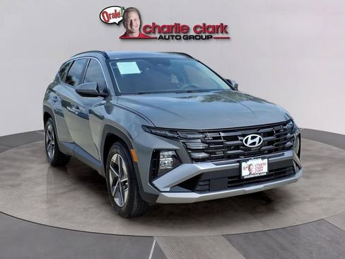 Used 2025 Hyundai Tucson SEL FWD image 7