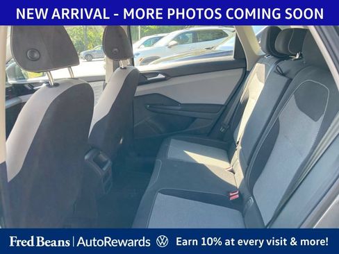 Used 2023 Volkswagen Taos S FWD image 9