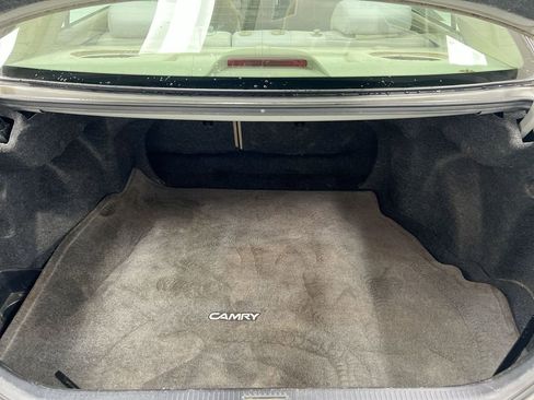 Used 2005 Toyota Camry LE FWD image 22