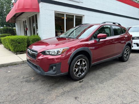 Used 2018 Subaru Crosstrek 2.0i Premium AWD/4WD image 2