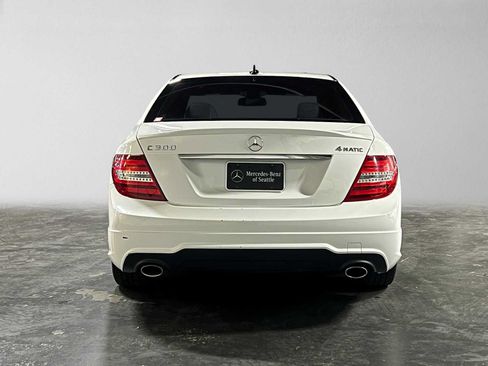 Used 2014 Mercedes-Benz C 300 4MATIC Sedan image 4