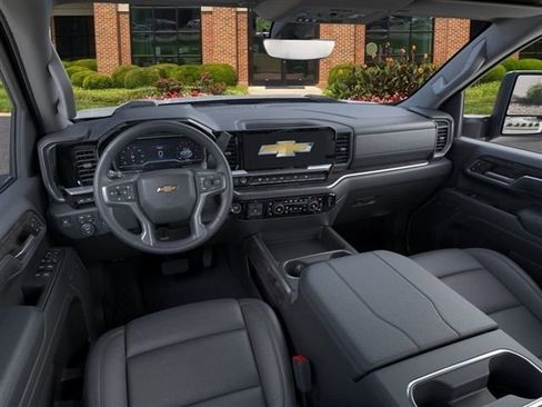 New 2026 Chevrolet Silverado 2500 LTZ w/ LTZ Premium Package AWD/4WD image 15